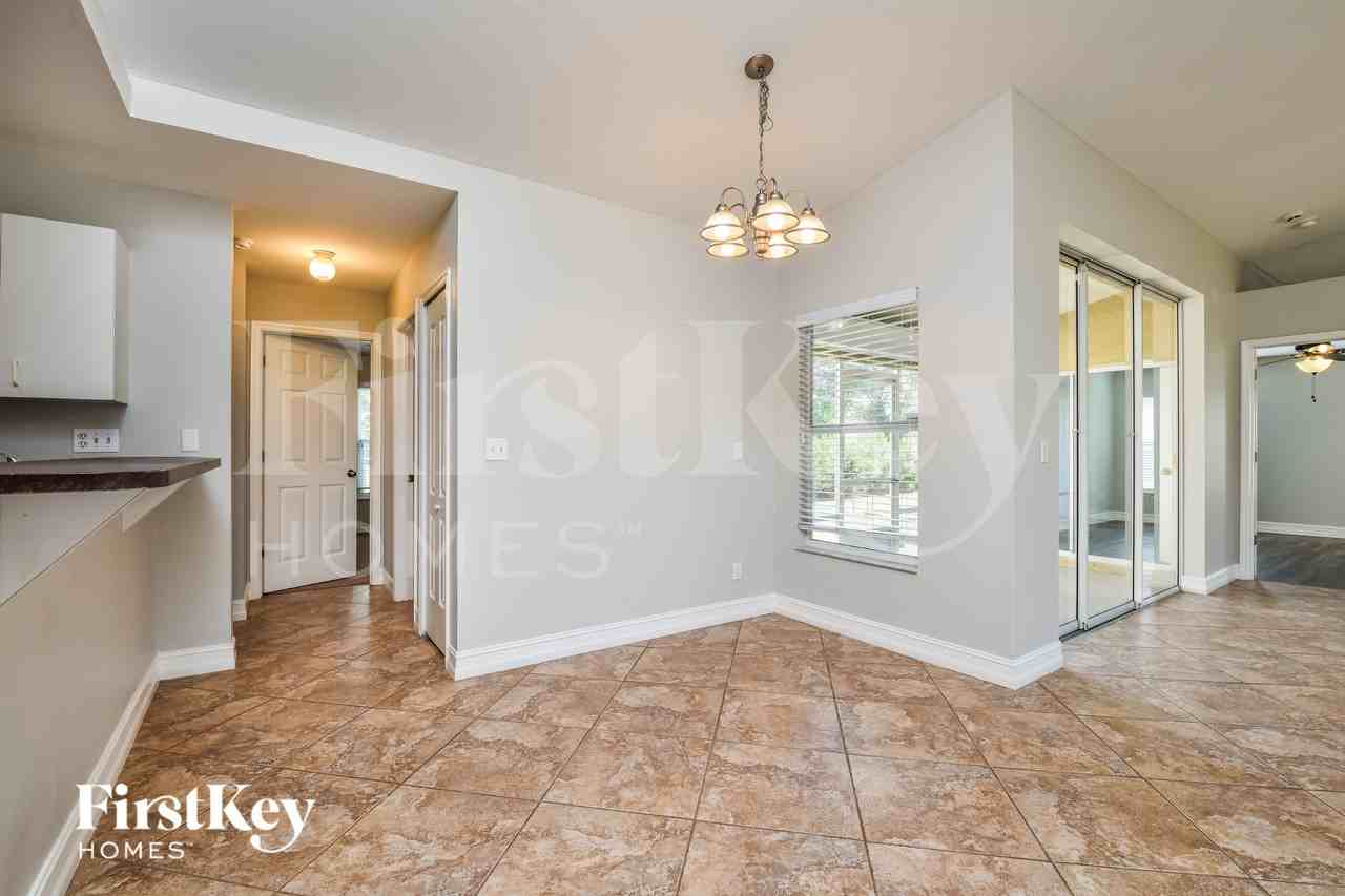 9033 Frank Rd - Photo 5 of 16