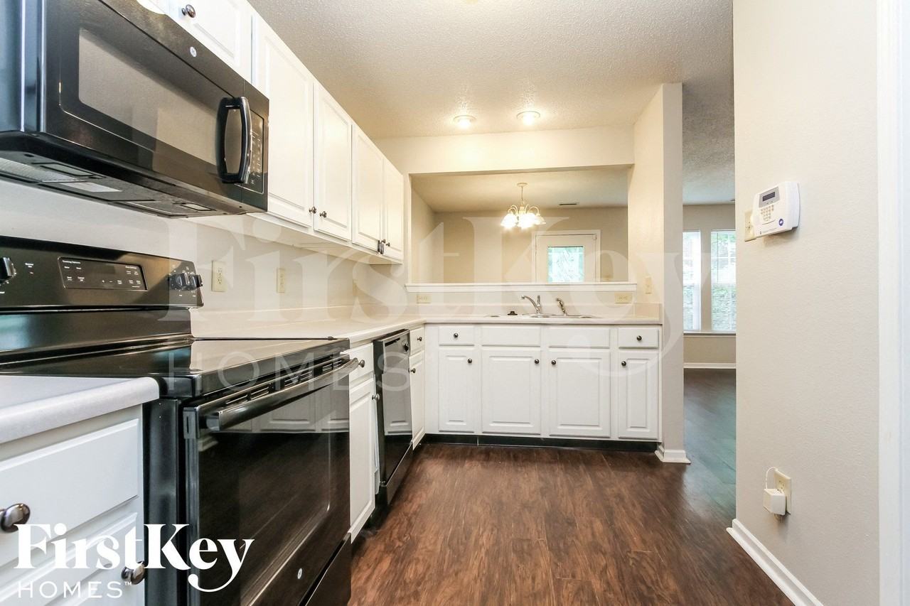 6518 Redland Way - Photo 5 of 15