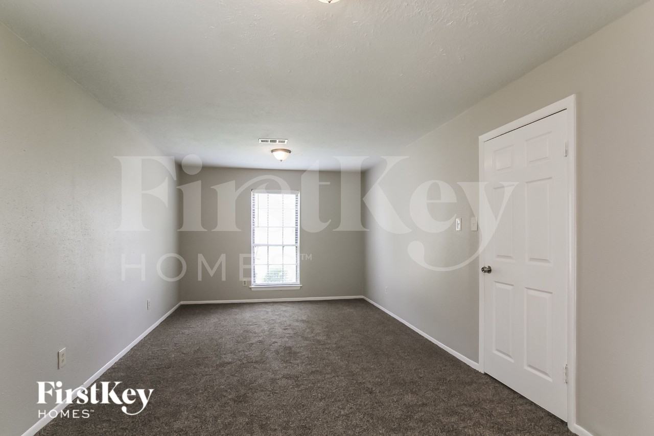 4406 Tealgate Dr - Photo 7 of 16