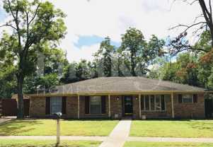 2710 Peachtree Ln - Photo 1 of 1