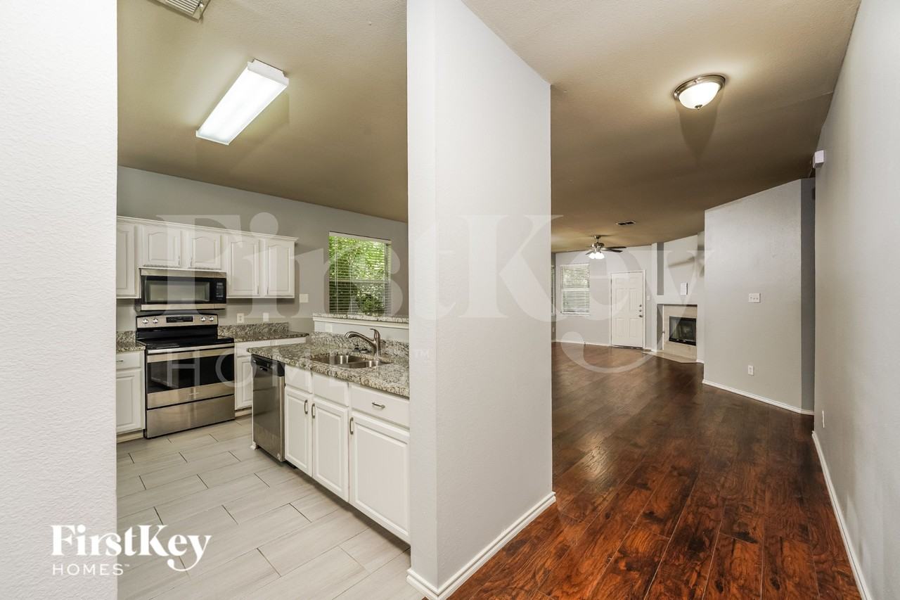 2325 Sumac Ct - Photo 6 of 16