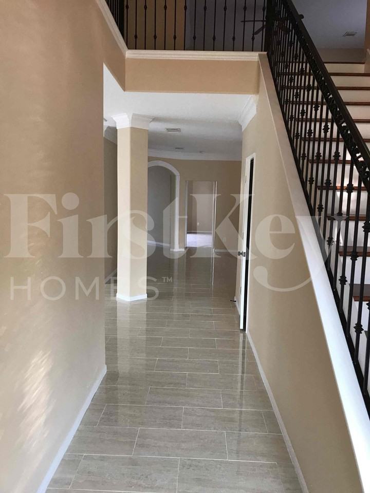 18222 Noble Forest Dr - Photo 2 of 27