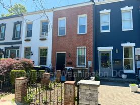 1537 A St Se #SE - Photo 1 of 1