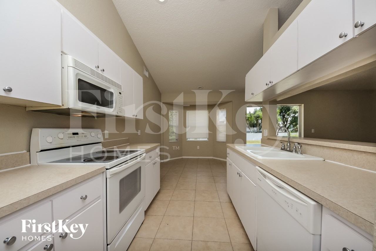 157 Oak Crossing Blvd - Photo 5 of 16