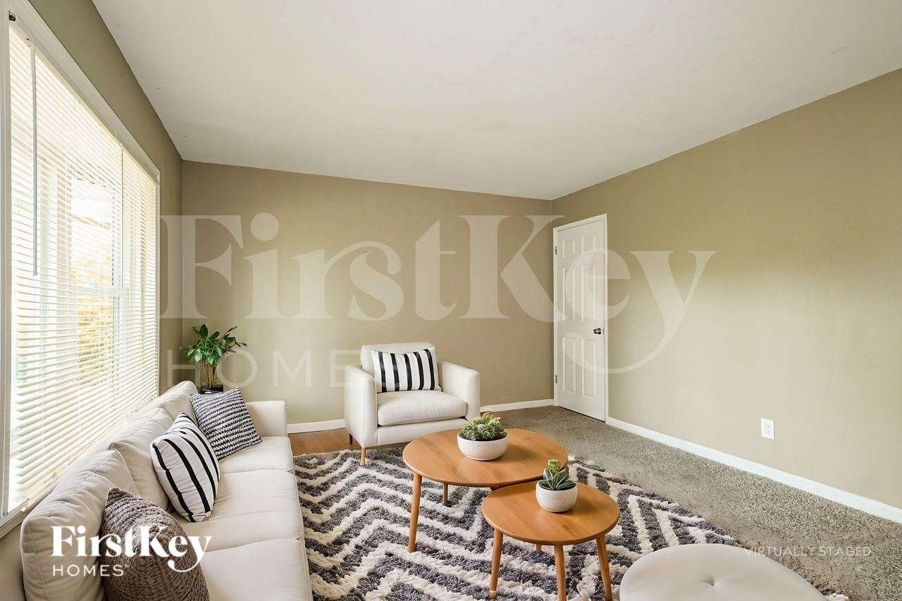 12543 Missouri Bottom Rd - Photo 4 of 19