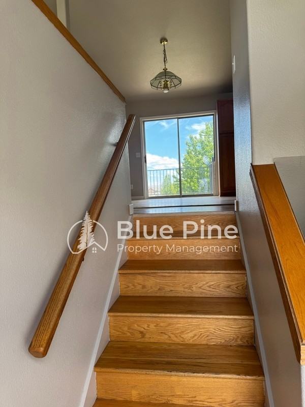 3535 Spring Creek Dr - Photo 2 of 32