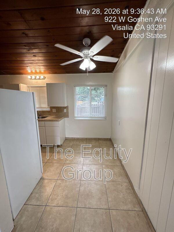 922 W Goshen Ave #A - Photo 5 of 15