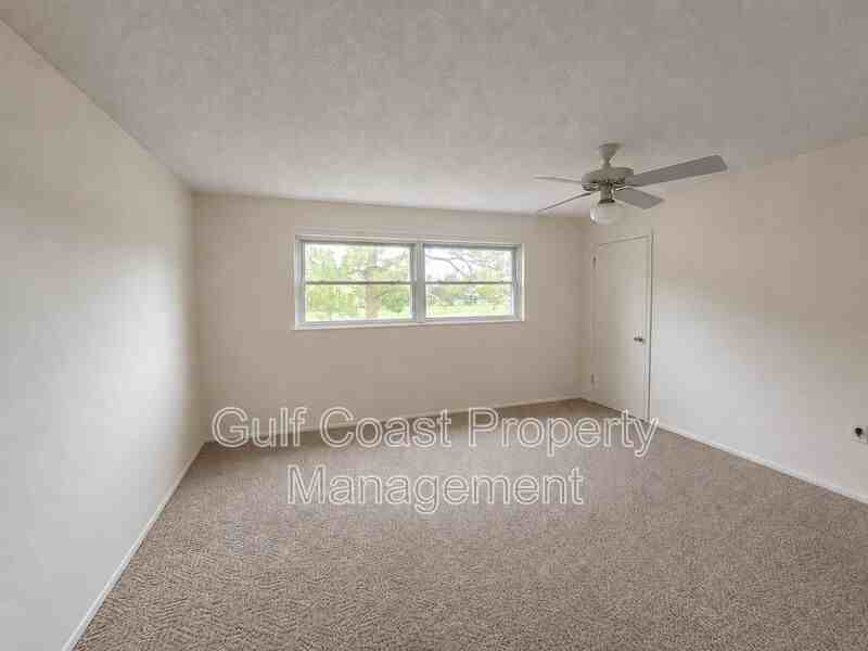 3680 Ironwood Cir #202L - Photo 6 of 10