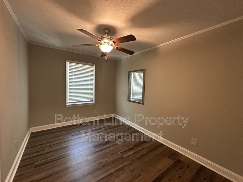 4453 Oakmont Cir - Photo 7 of 15