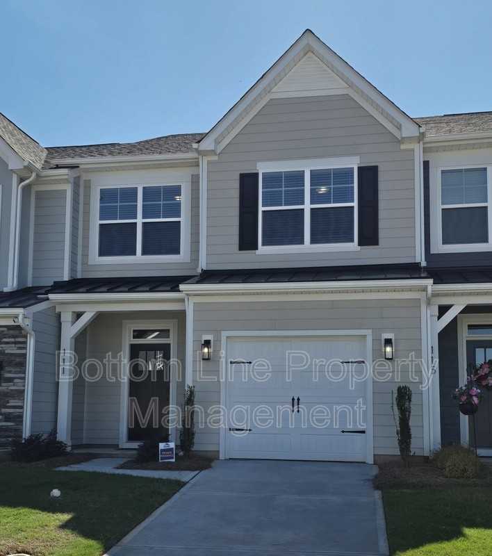 111 Viburnum Rd - Photo 2 of 38