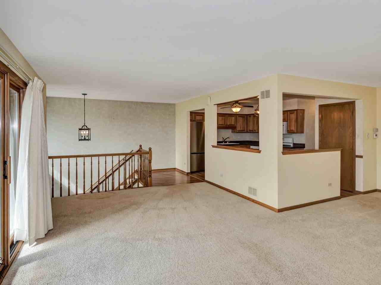 10642 Melissa Dr - Photo 6 of 28