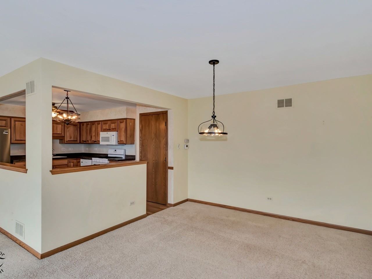 10642 Melissa Dr - Photo 7 of 28