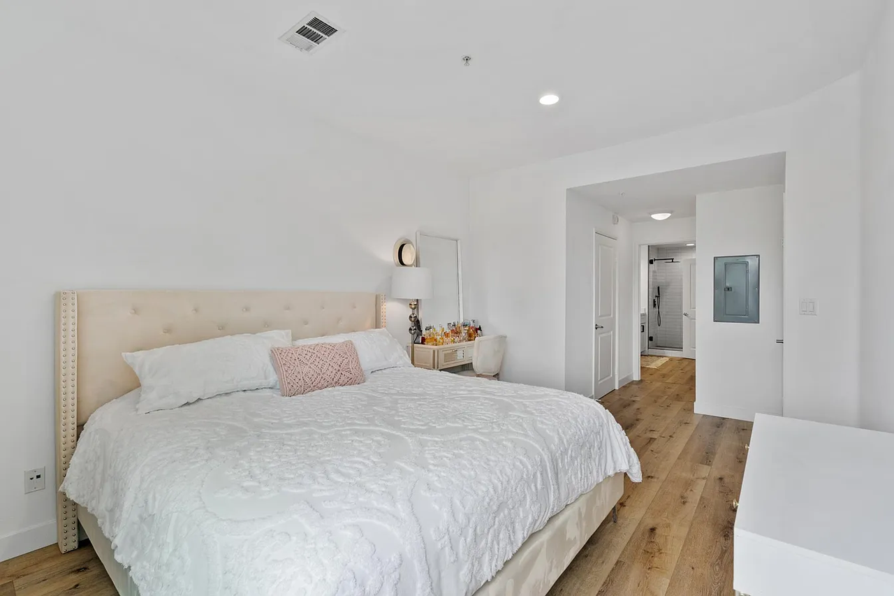 6400 Crescent Park E #113 - Photo 6 of 12
