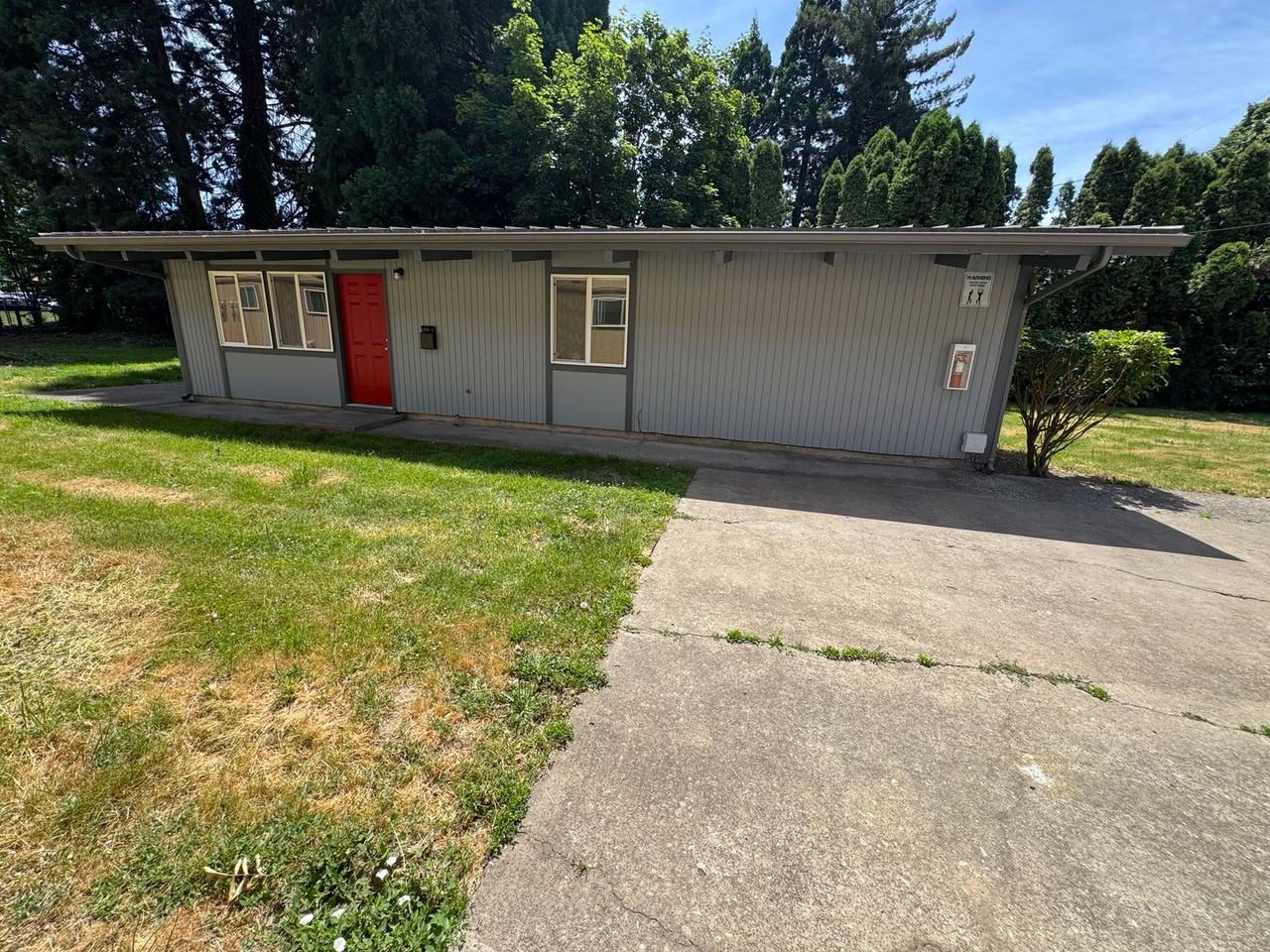 543-Plum Court - Photo 3 of 11