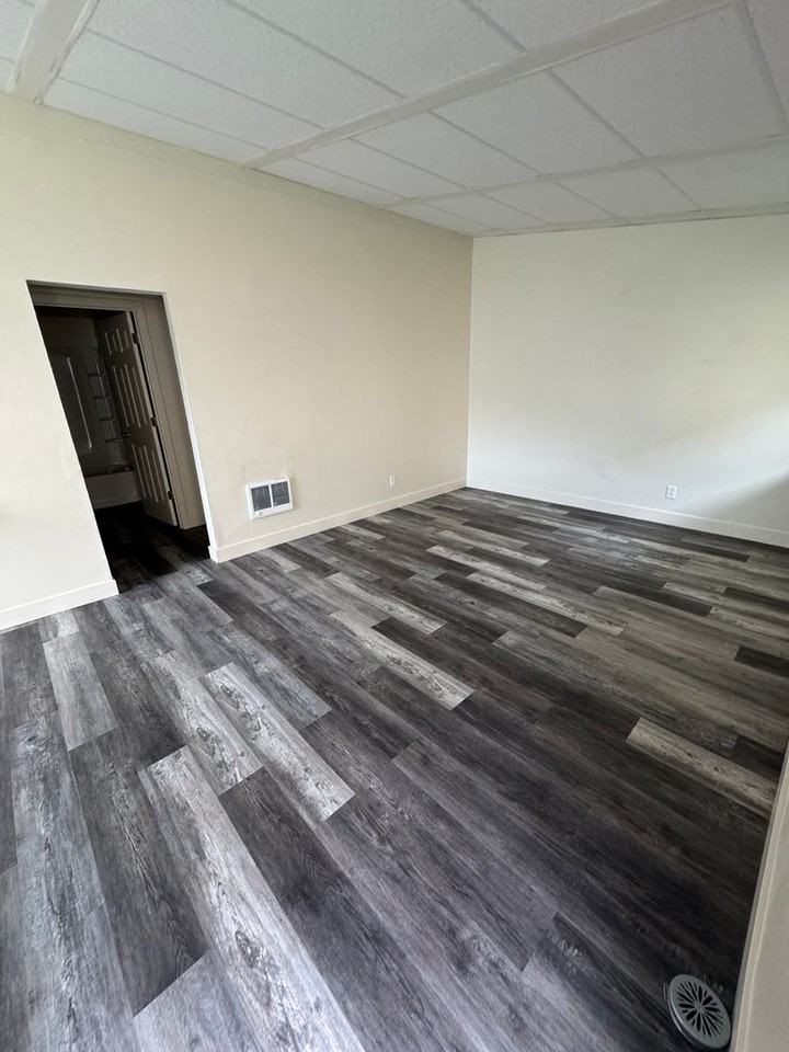 543-Plum Court - Photo 5 of 11