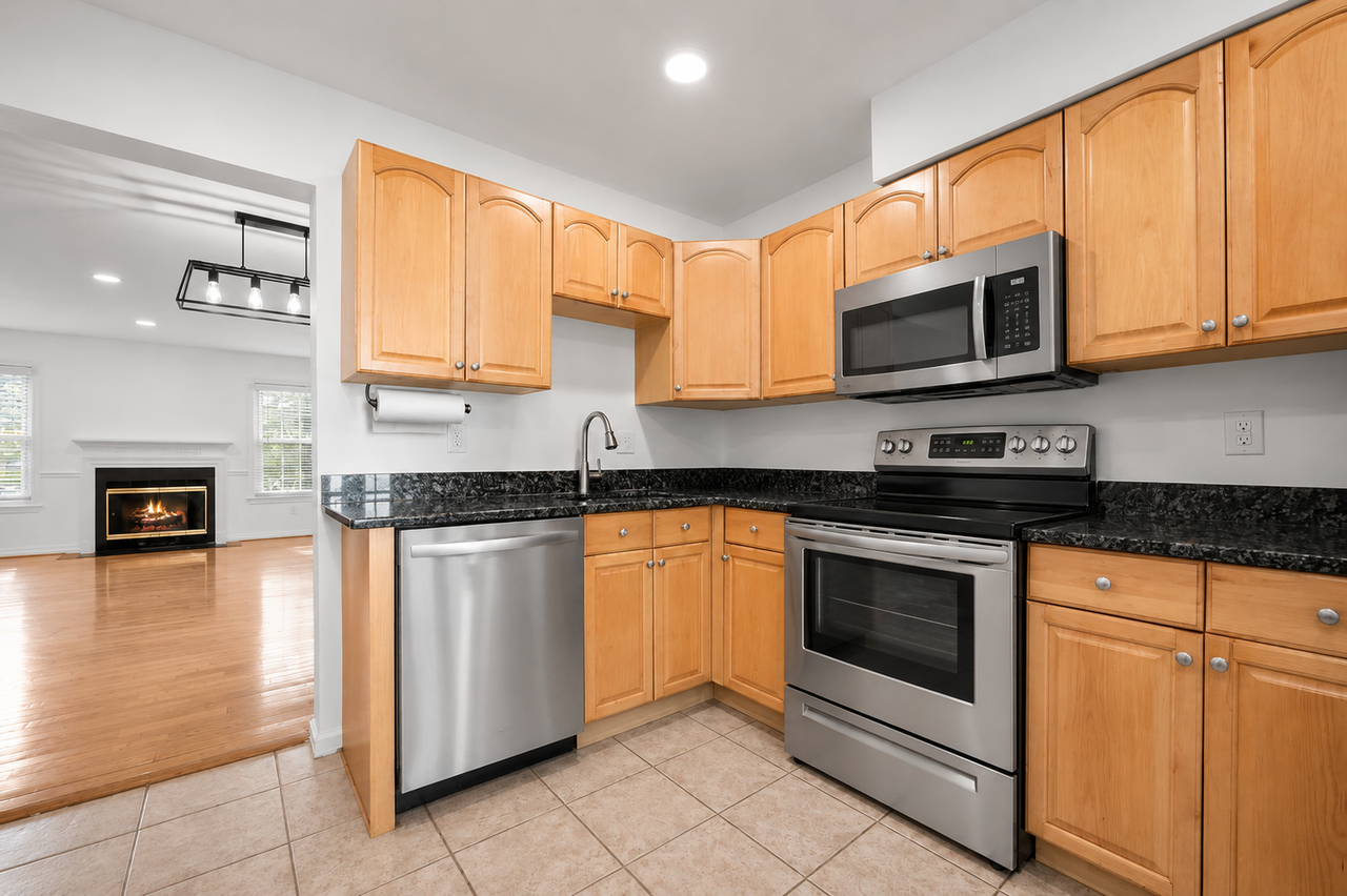 148 Barnsfield Ct #240 - Photo 5 of 22
