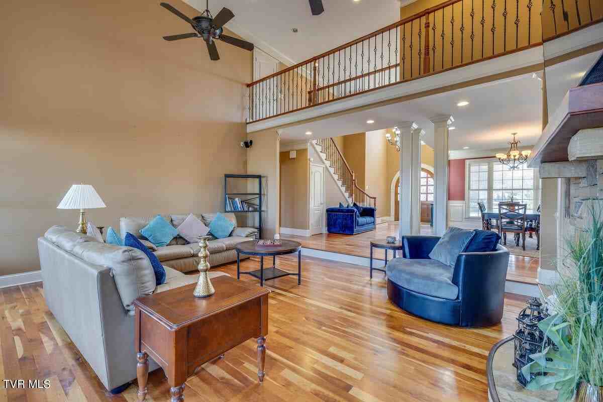 130 Sun Chase Ct #NA - Photo 4 of 13