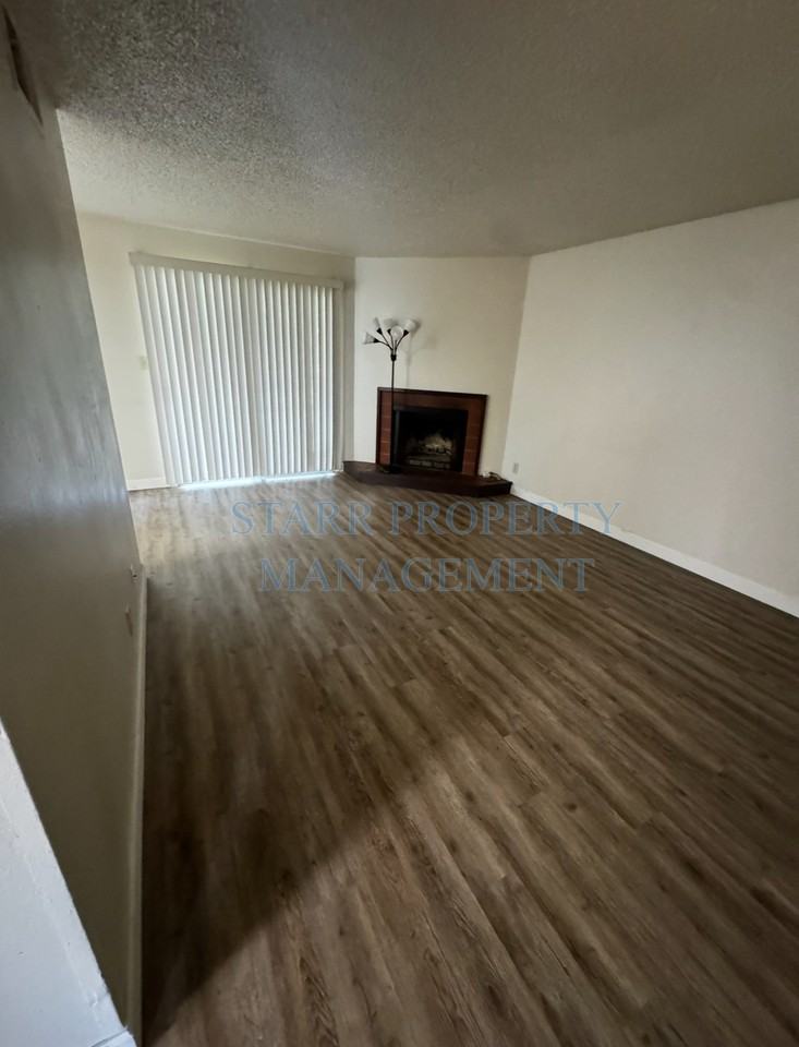 328 Northbank Ct #61 - Photo 6 of 13