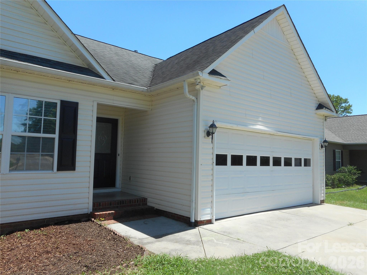 1128 Steele Meadows Dr - Photo 2 of 20