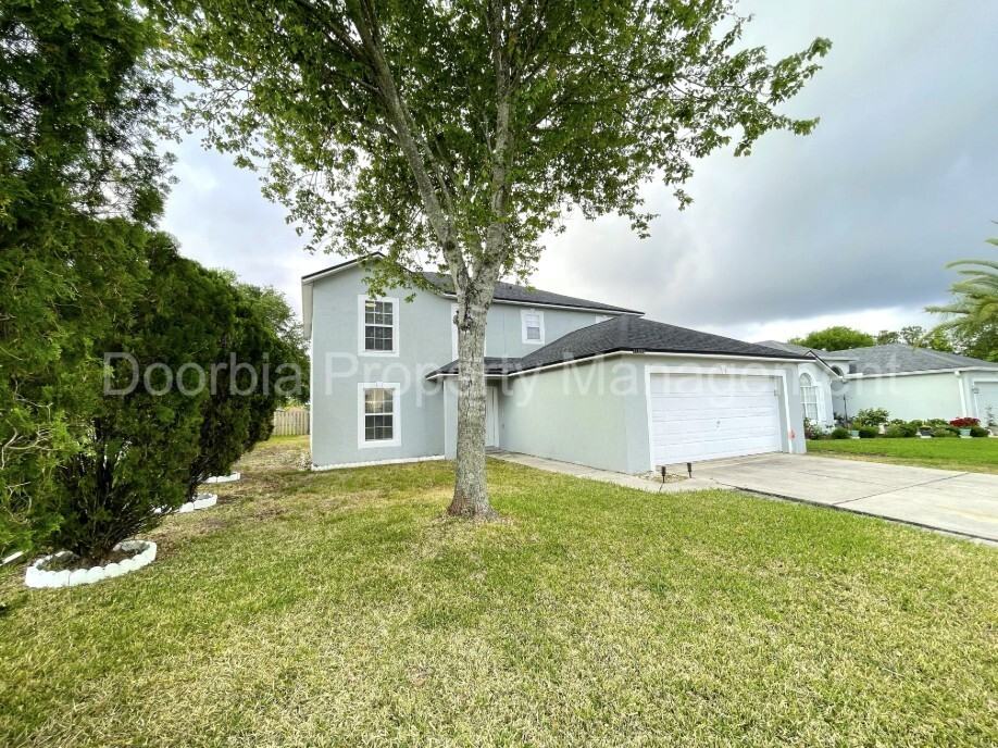 11098 Lord Taylor Dr - Photo 2 of 21