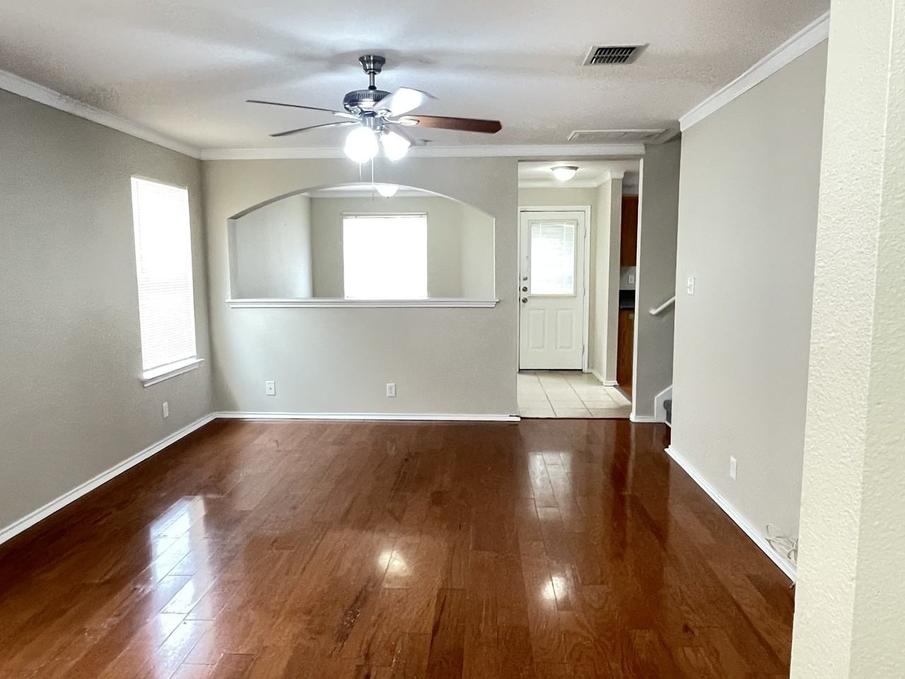 10306 Buescher Ln #NA - Photo 4 of 22
