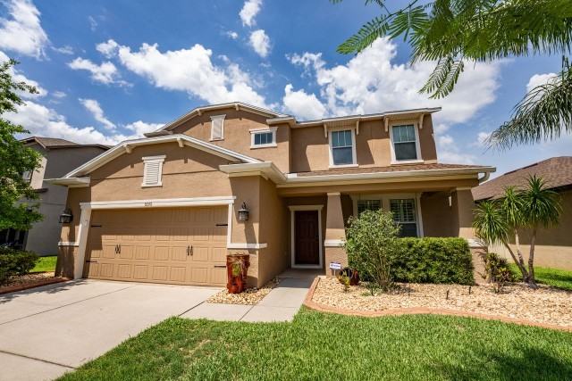 1038 Ketzal Dr - Photo 3 of 32