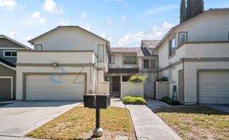 featured image of 1089 Longshore Dr