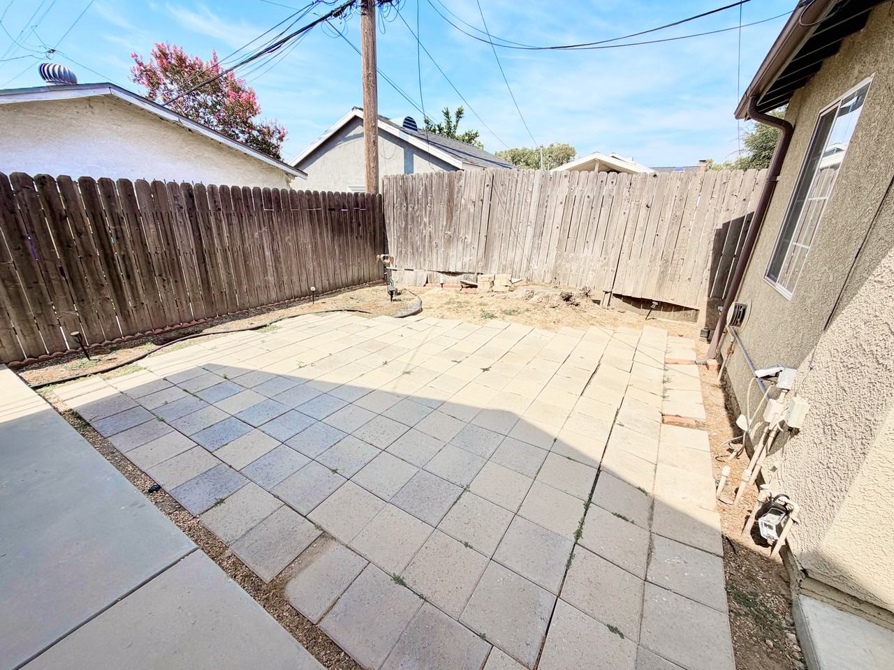 629 S Meridian Ave - Photo 4 of 24