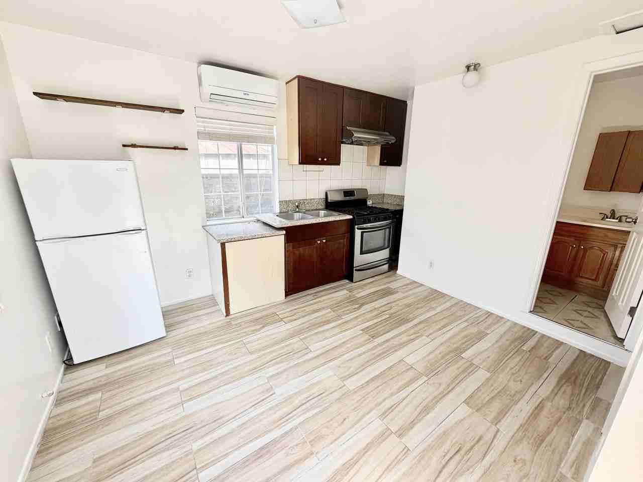 629 S Meridian Ave - Photo 6 of 24