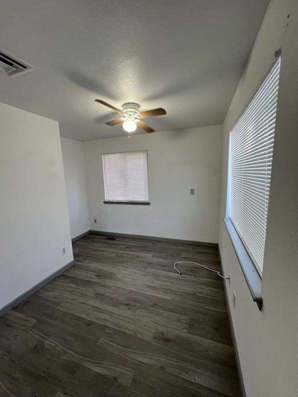 1415 Main St #B - Photo 4 of 10