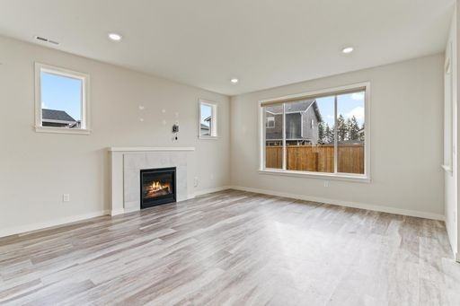 18130 133rd Ave E - Photo 3 of 32