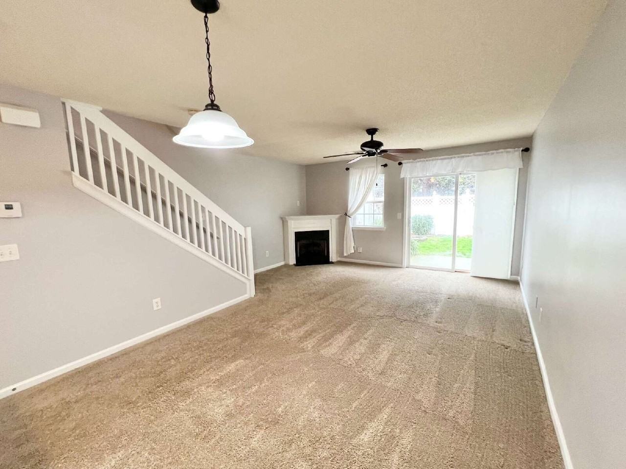 15113 Deshler Ct - Photo 6 of 17