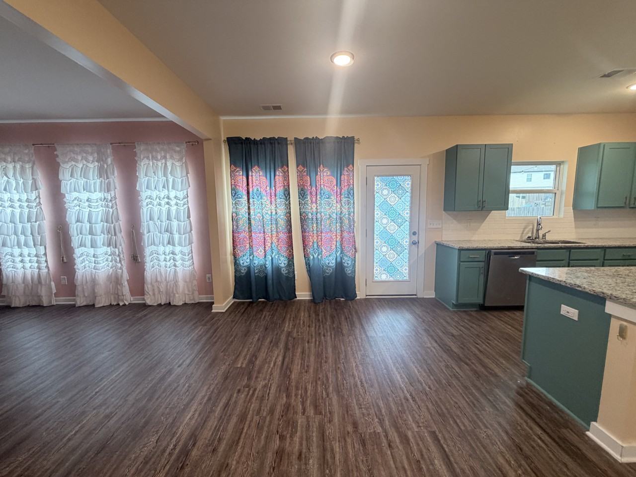 4200 Textile Ln Sw - Photo 7 of 22