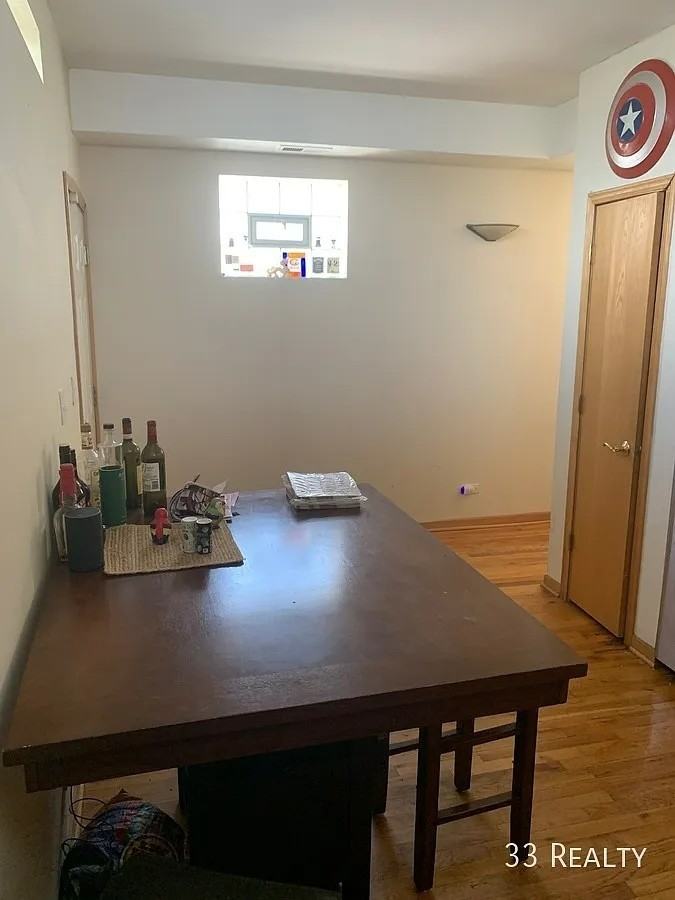 1316 N Rockwell St #2 - Photo 3 of 15