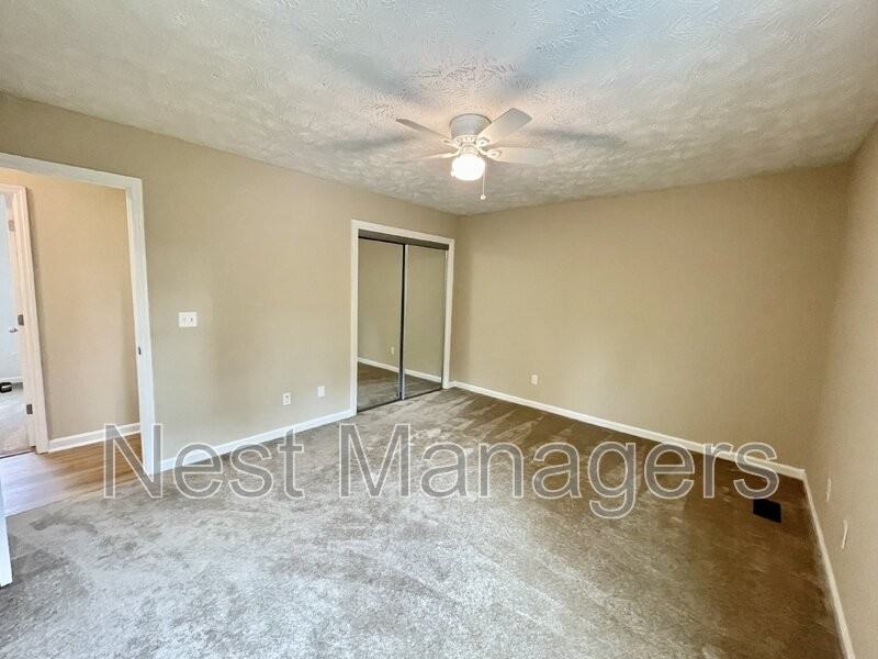 623 Daharan Dr - Photo 6 of 24