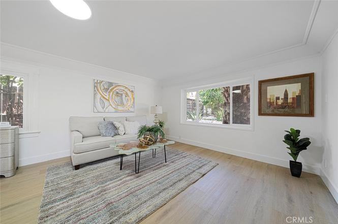 6112 Myosotis St - Photo 2 of 21