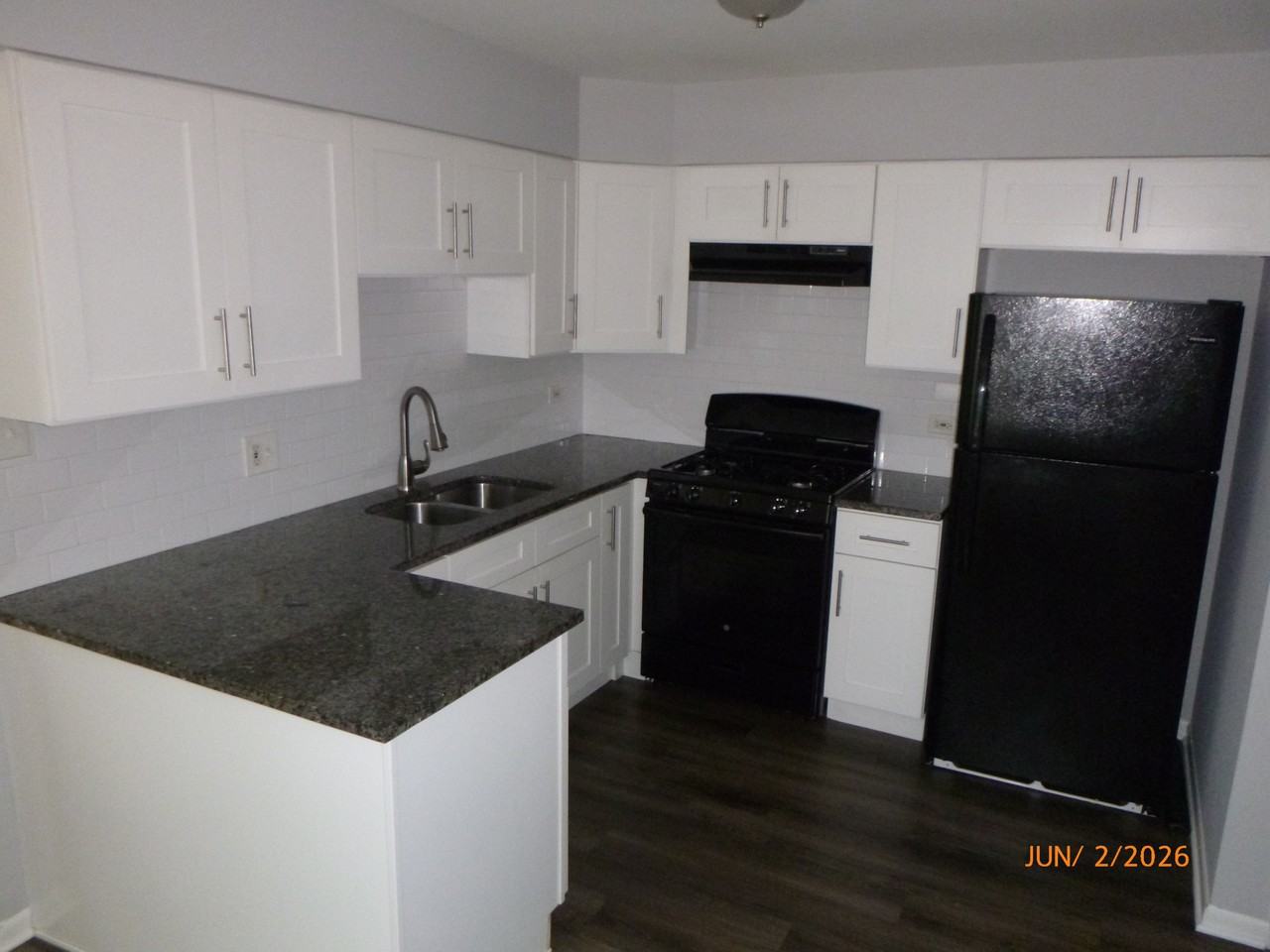 4521 Maple Ave #1S - Photo 5 of 9