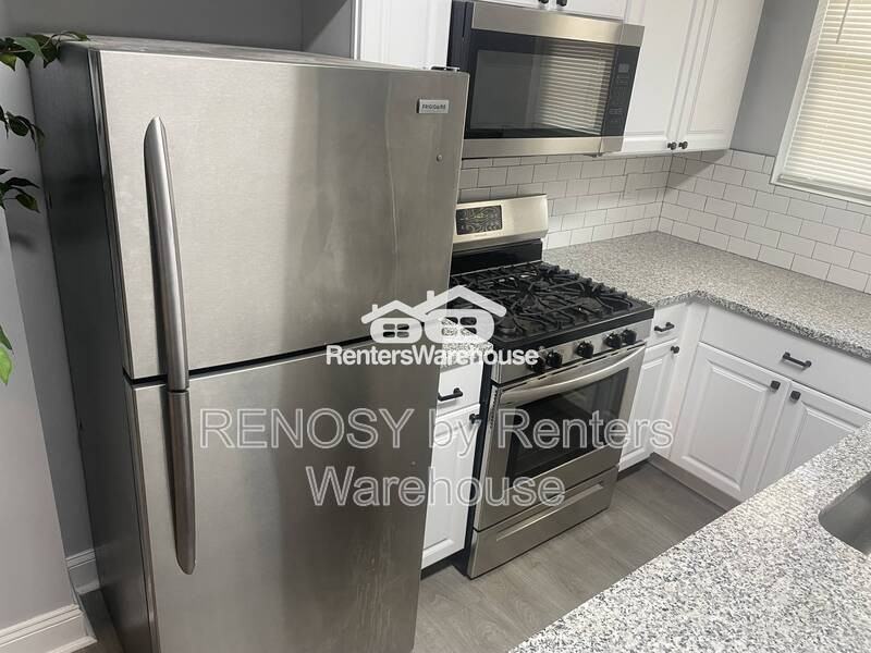 1627 N Smallwood St - Photo 2 of 10