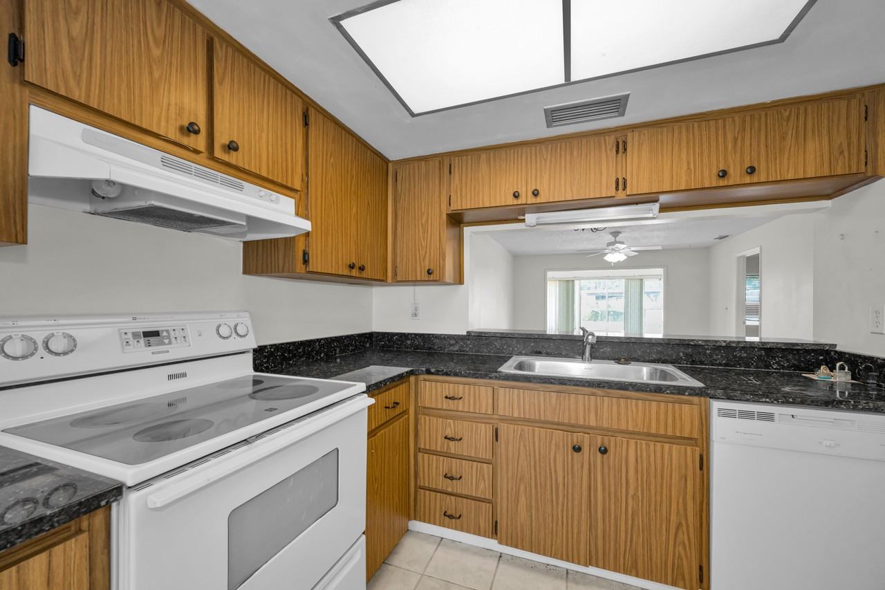 3819 Teeside Dr - Photo 4 of 50