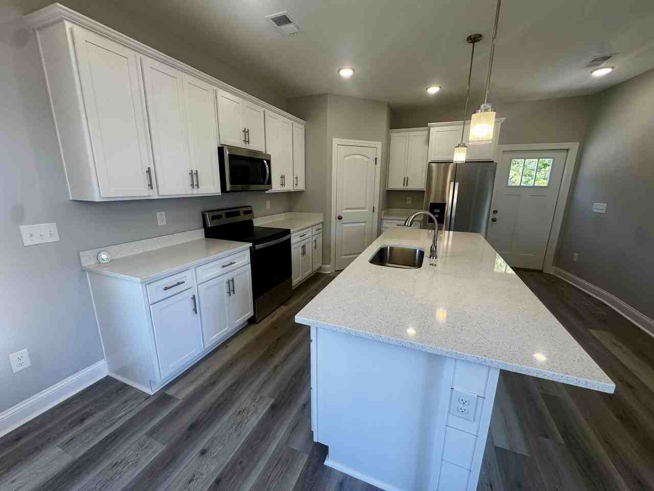 1726 Cenith Dr - Photo 7 of 29
