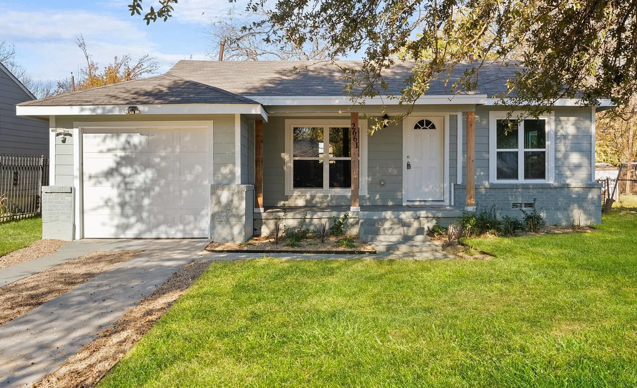 2661 Hudspeth Ave - Photo 2 of 16