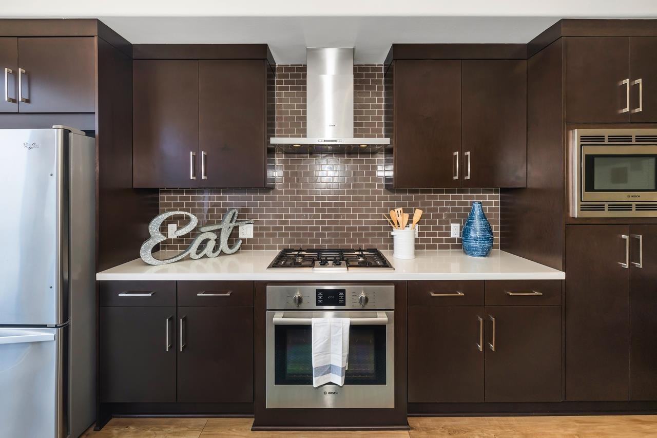 5702 La Jolla Blvd #206 - Photo 4 of 8