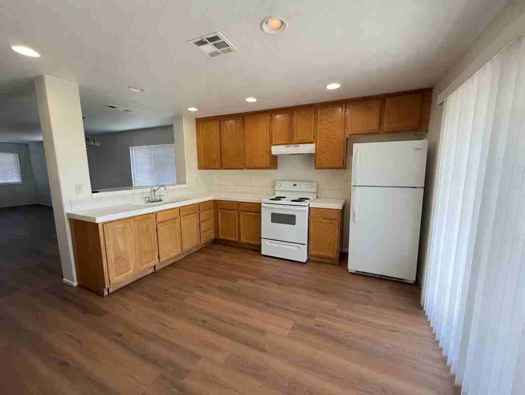 13809 Brynwood St - Photo 4 of 11
