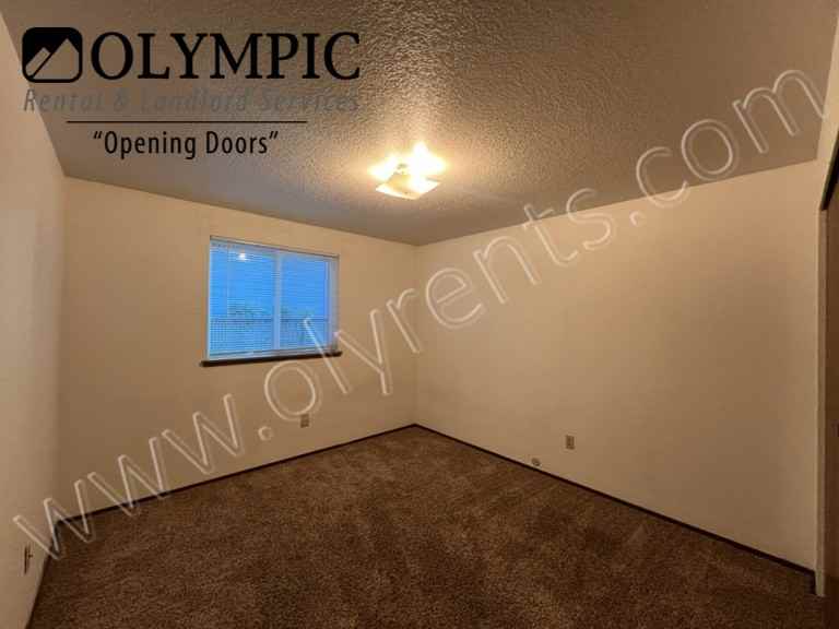 829 Israel Rd Sw - Photo 5 of 10