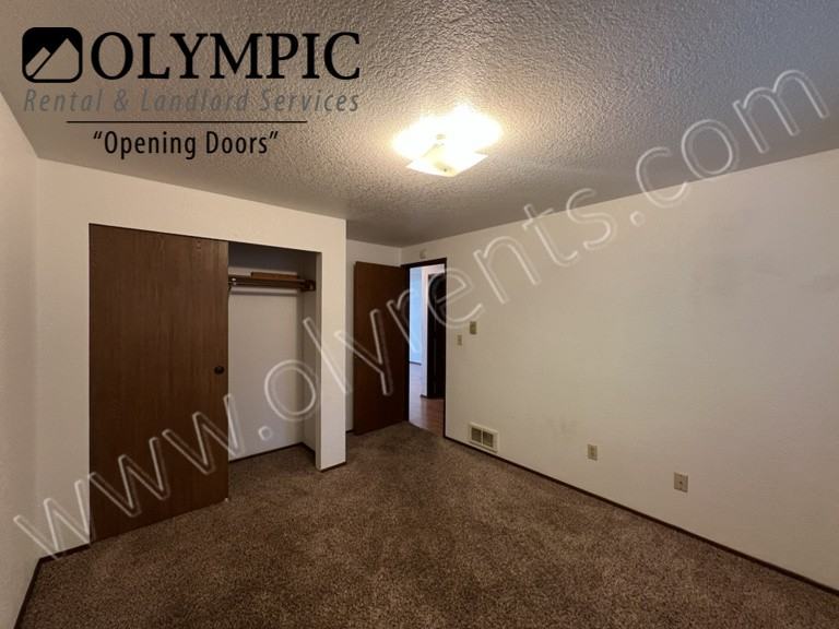 829 Israel Rd Sw - Photo 6 of 10
