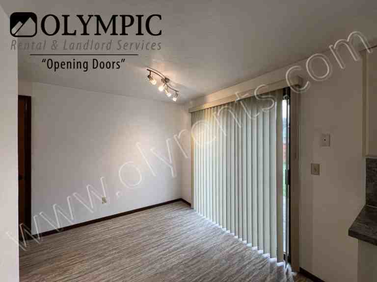 1419 Mamook Ct Ne A - Photo 3 of 18