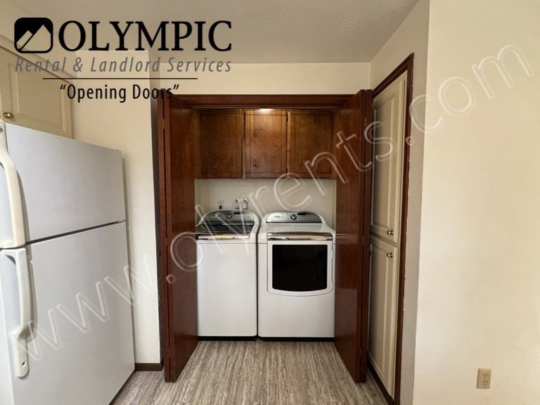 1419 Mamook Ct Ne A - Photo 6 of 18