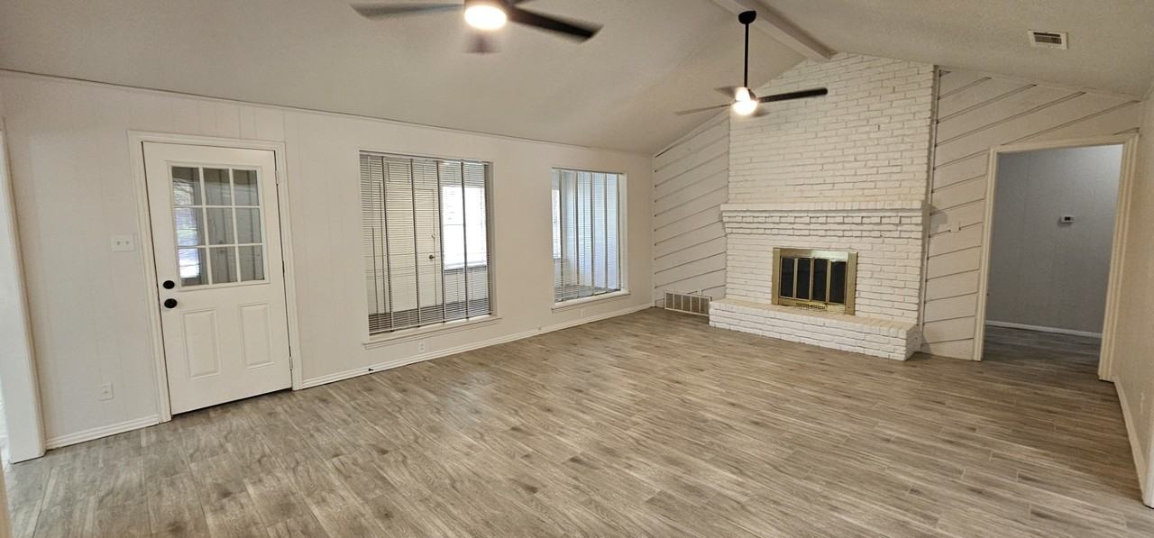1204 Laurie Ave - Photo 2 of 31