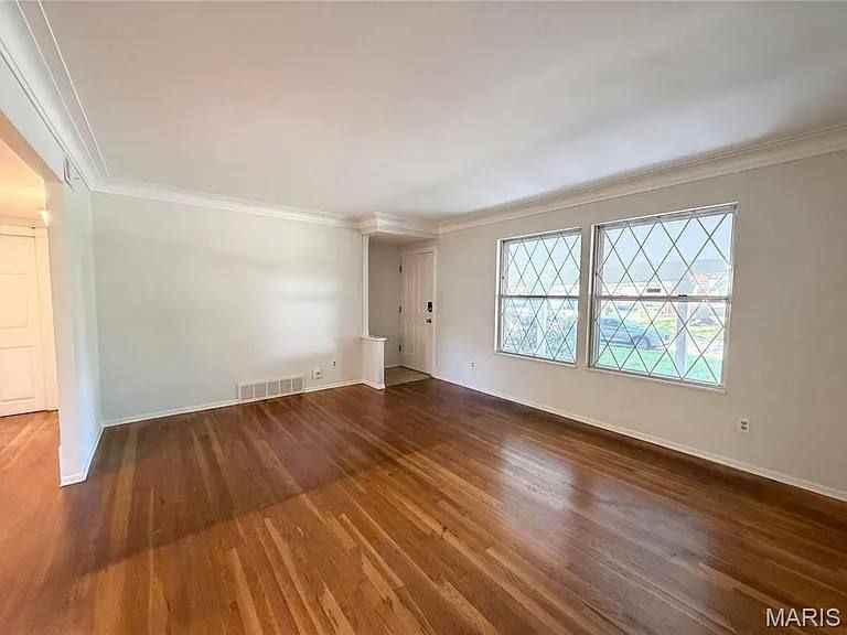 1321 Petite Dr - Photo 3 of 18