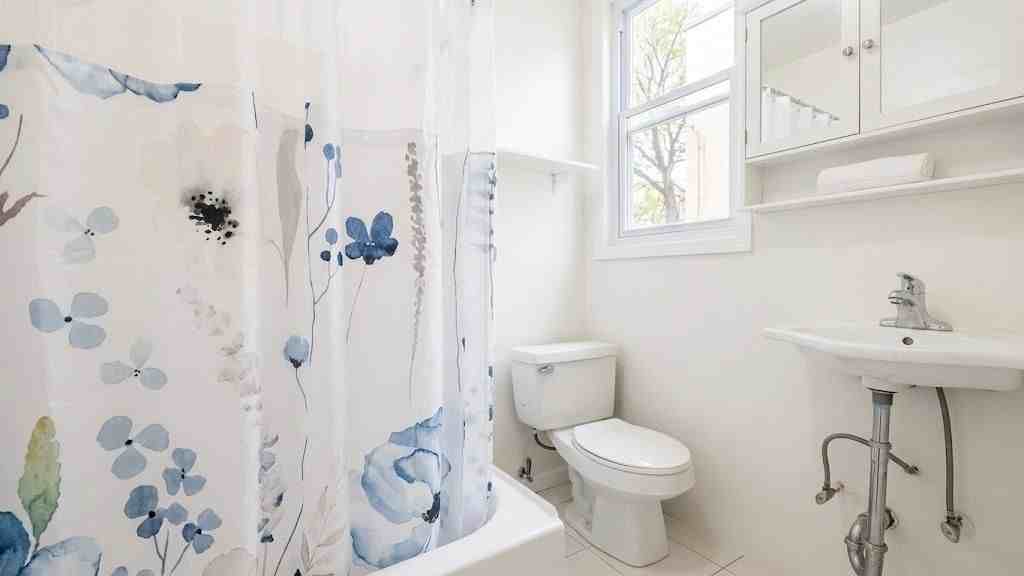 825 Mcdonald Ave - Photo 2 of 5